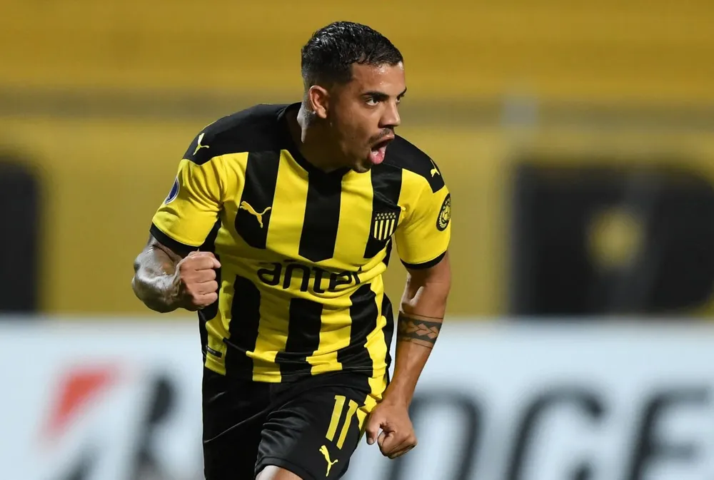 Este jugador es David Terans